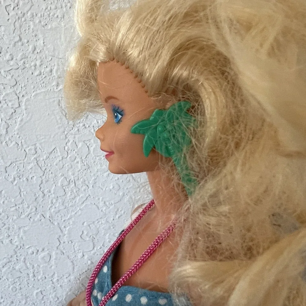 Vintage 1987‎ California Dream Barbie Outfit Camera Earrings
